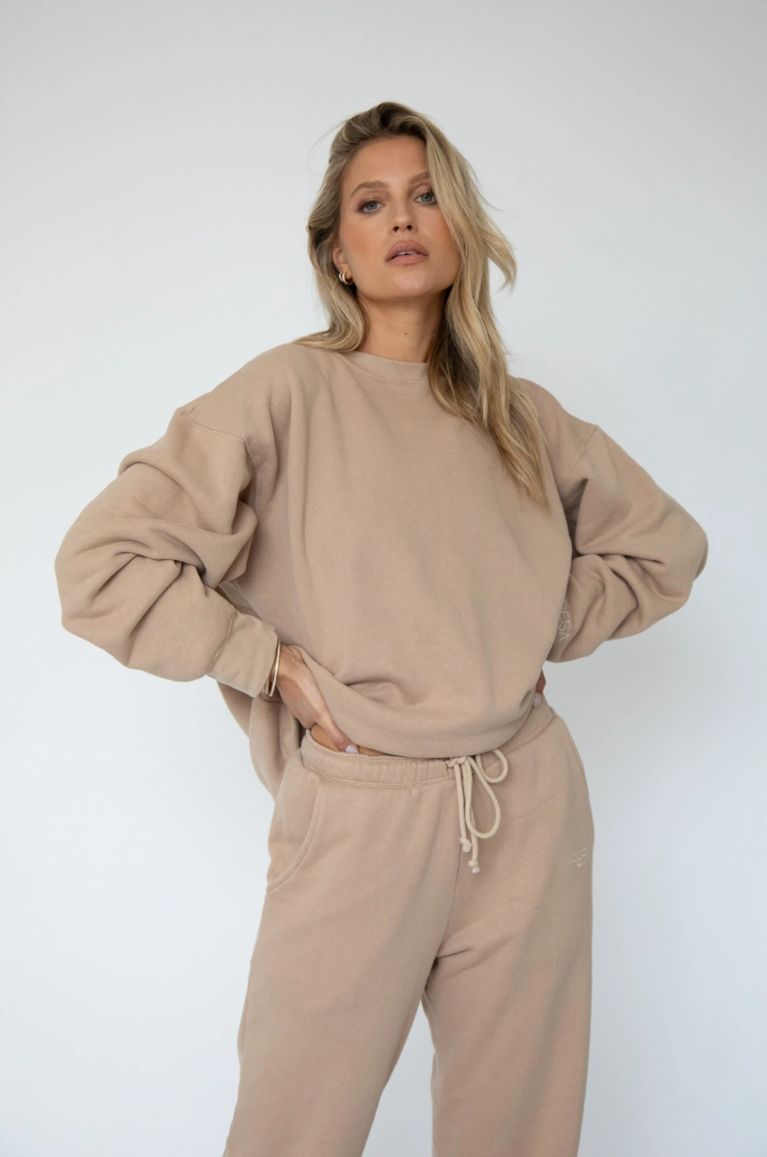 Gunner Sweatshirt In Sand 5 Gunner Sweatshirt In Sand - Image 3