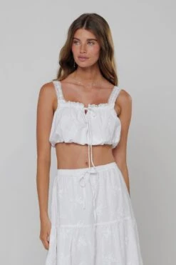 Jo Top In White Embroidered Cotton
