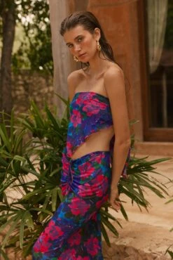 Perfect Scarf Top And Sarong In Lanai